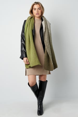 Dreamy Days scarf h5 Picture3